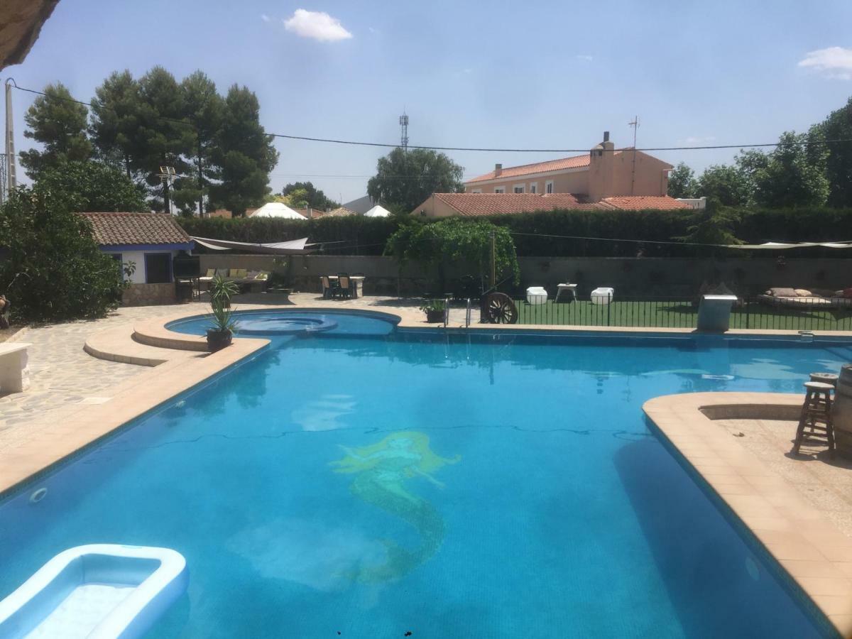 Villa Rosi Albacete Bagian luar foto